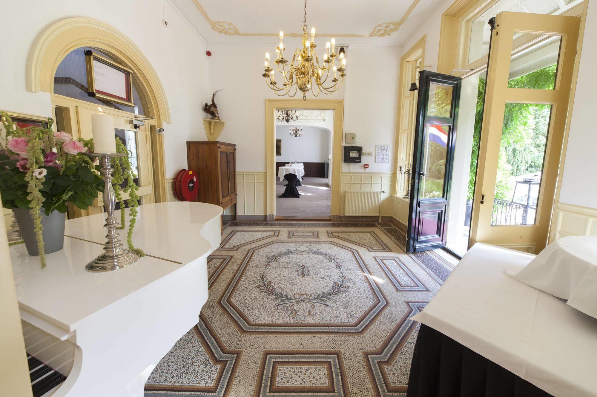 Fletcher Hotel Landgoed Huis Te Ирбик Экстерьер фото